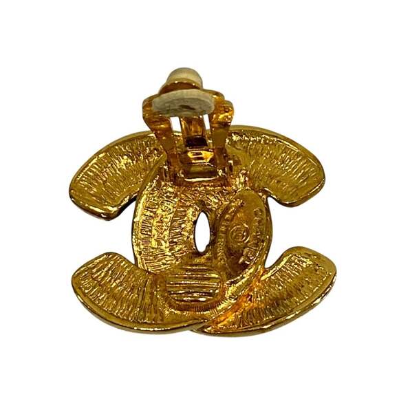 CHANEL Vintage Gold Logo Earrings - Picture 3 of 12